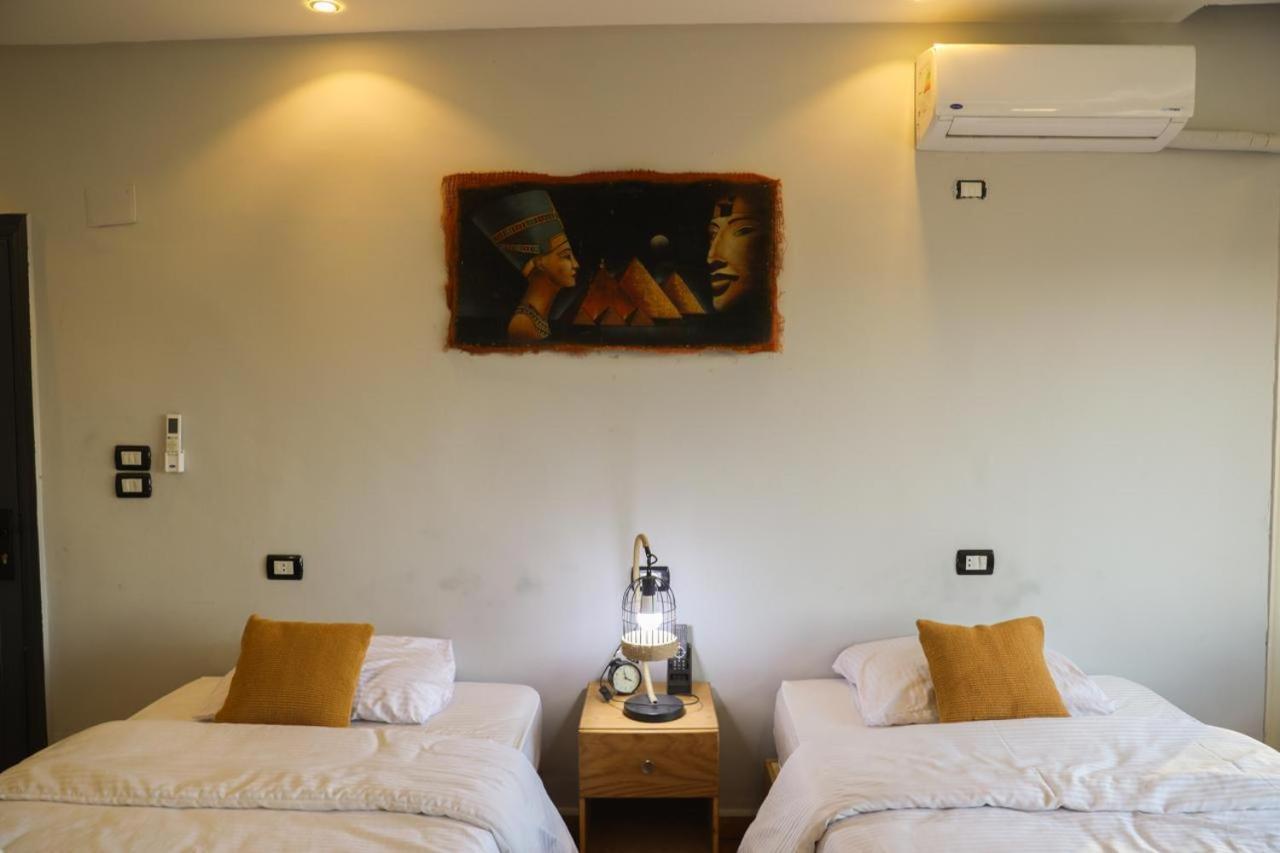 King Tout Hotel Pyramids View Le Caire Extérieur photo